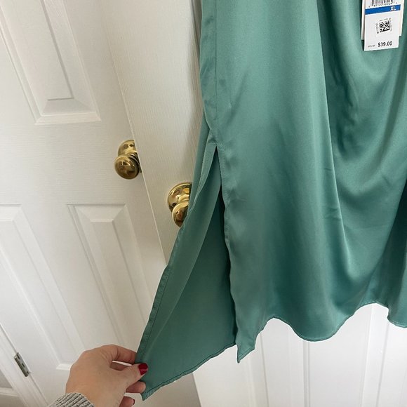 HIPPIE ROSE MIDI DRESS - Picture 3 of 4